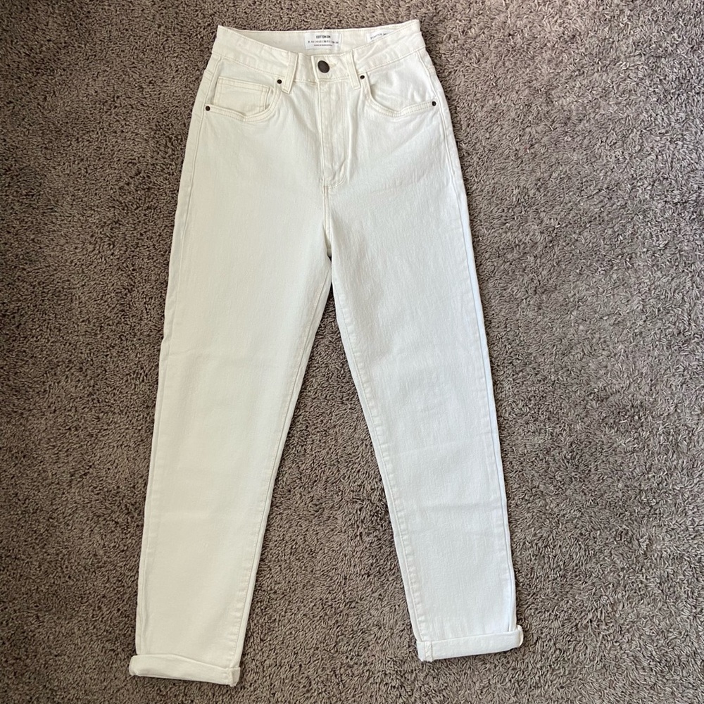 Cotton On Cream Stretch Mom Jean Straight Jean Size 4 chic summer Denim